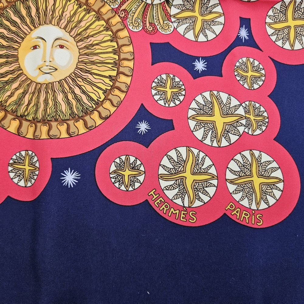 HERMES gorgeous silk scarf blue/red 90X90cm authentic - Picture 4 of 9